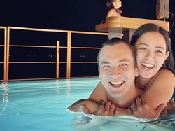 9 Foto Romantis Rendy Kjaernett dan Lady Nayoan Sebelum Skandal Selingkuh
