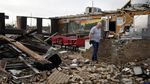 Rumah Rusak-Pohon Tumbang Diterjang Tornado di Texas