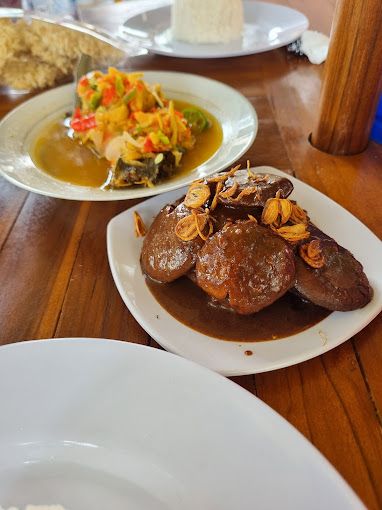 5 Warung Makan Betawi di Depok yang Sedep Kagak Ade Duenye