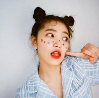 Sayangnya Red Velvet harus vakum selama tahun 2020 karena Wendy mengalami kecelakaan panggung. Di sisi lain, Yeri memulai debut sebagai MC untuk acara YouTube-nya sendiri Yeris Room. Foto: Instagram