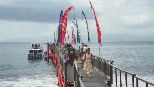 Aktivitaas penyeberangan dari Pelabuhan Kusamba Klungkung, pada Sabtu (24/6/2023). (Foto: Putu Krista/detikBali)