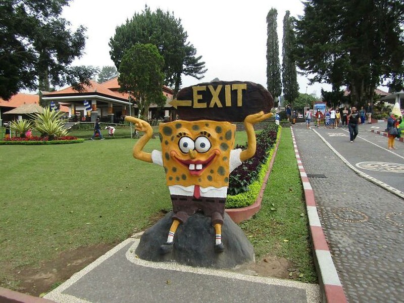 Desain gagal yang creepy