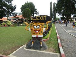 Kumpulan Desain Gagal yang Harusnya Lucu Tapi Bikin Merinding