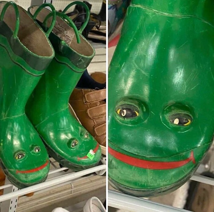 Desain gagal yang creepy