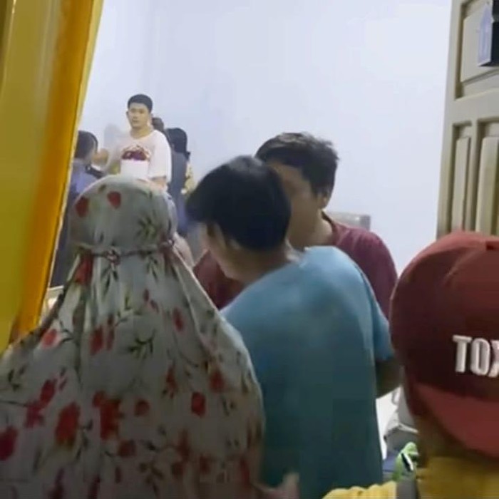 Detik-detik penggerebekan pengusaha bareng selebgram di Kolaka. Dokumen Istimewa