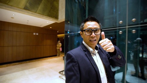 eko patrio sudut pandang komedian