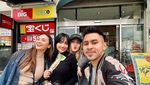 Fuji An Hangout Seru Bareng Keluarga Raffi Ahmad di Beach Club