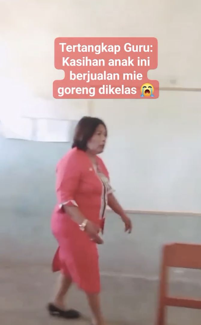 Haru! Bocah SD Jualan Mie di Kelas Demi Beli Kebutuhan Sekolah