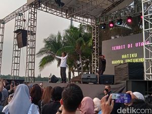 Iqbaal Ramadhan Hipnotis Penonton di Konser Perayaan 25 Tahun Glenn Fredly