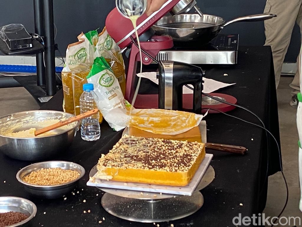 Martabak cake