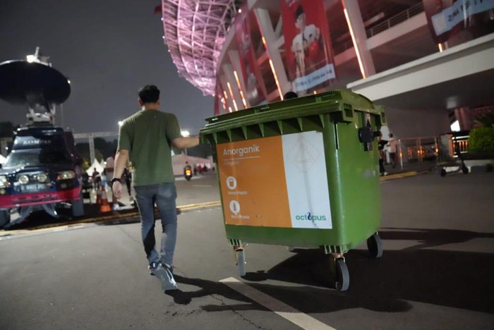 Pengelolaan Sampah di GBK Saat Bulan Bung Karno