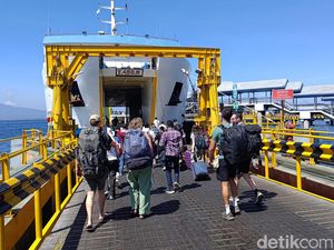 Jumlah Penumpang di Pelabuhan Ketapang Naik Seiring Libur Sekolah
