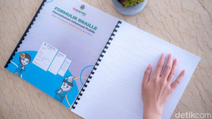 Permohonan informasi dengan format braille