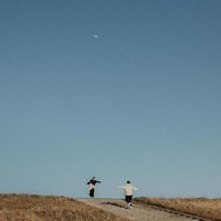 Jonatan Christie dan Shania Junianatha sudah lama dikabarkan menjalin asmara. Mereka mengungkap tengah berpacaran saat hari Natal beberapa tahun lalu. Foto: Instagram/@shanju