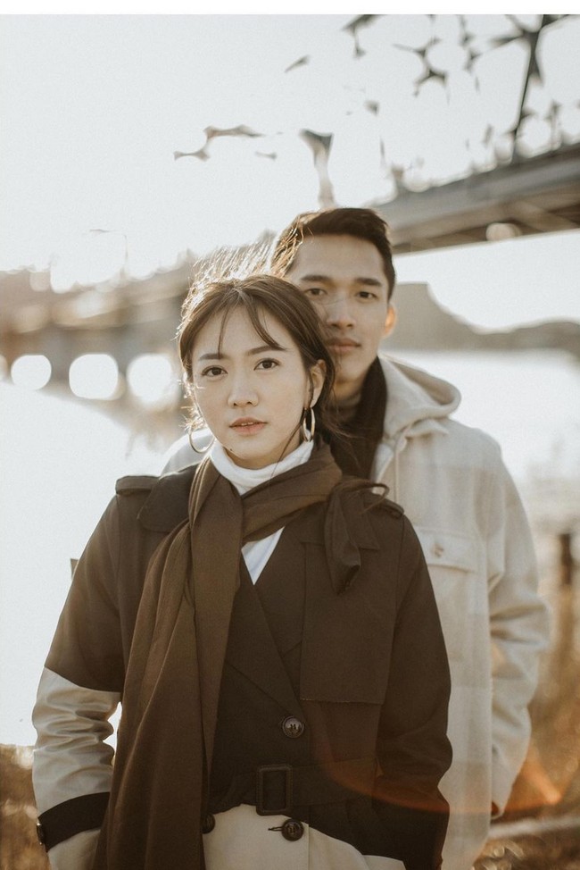 Jonatan Christie dan Shania Junianatha alias Shanju bertunangan pada 26 Desember 2021 setelah lama menjalin asmara. Foto: Instagram/@shanju