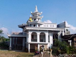 Pemilik Rumah Mewah Dekat Kuburan Ternyata Anggota TNI