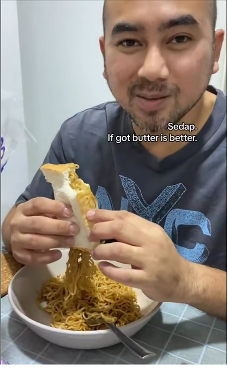 Sekte mie goreng pakai roti tawar