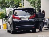 Syahnaz Rendi Full Video Syahnaz Akhirnya Muncul Usai Dugaan Perselingkuhan dengan Rendy Dibongkar