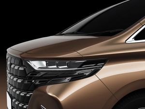 Toyota Alphard sampai Honda CR-V Hybrid Siap Meluncur Hari Ini