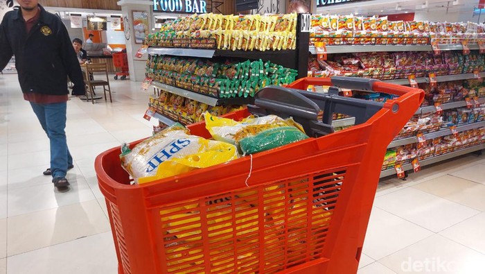 Transmart Full Day Sale di Transmart Graha Bintaro