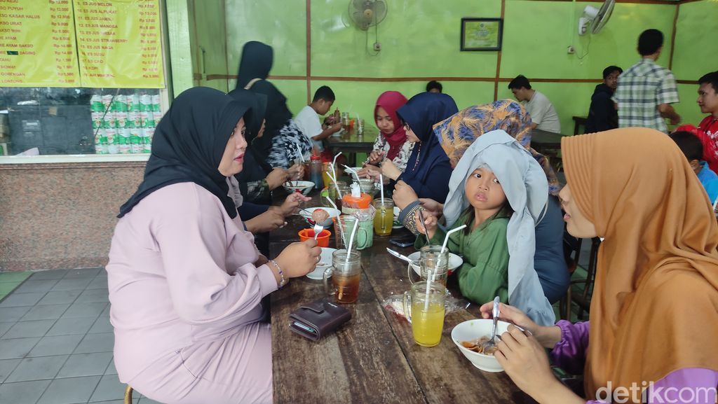 Bakso empal daging di Sidoarjo