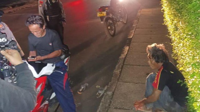 Dua lansia mabuk hingga nyasar di Depok (dok.istimewa)