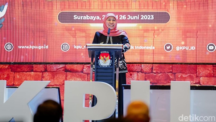Gubernur Jatim Khofifah