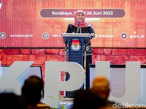 Gubernur Khofifah Ajak Seluruh Pihak Bantu KPU Sukseskan Pesta Demokrasi