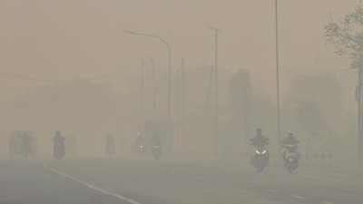 Kabut Asap Karhutla Selimuti Banjarbaru Kalimantan Selatan
