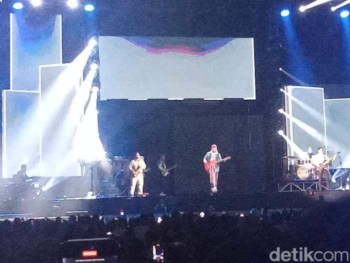 Konser 25 Tahun Glenn Fredly Bawa Penonton Nostalgia Konser 25 Tahun Glenn Fredly Bawa Penonton Nostalgia