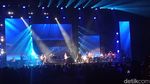 Konser 25 Tahun Glenn Fredly Bawa Penonton Nostalgia