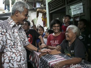 Membaca Blusukan Ganjar