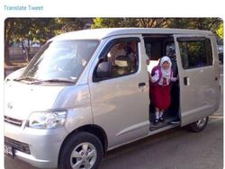 Ciri-ciri Orang Kaya di Mata Anak Kecil 90-an, Siapa Sepemikiran?