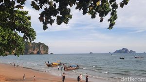 Potret Pantai Ao Nang Krabi, Cocok Untuk Healing