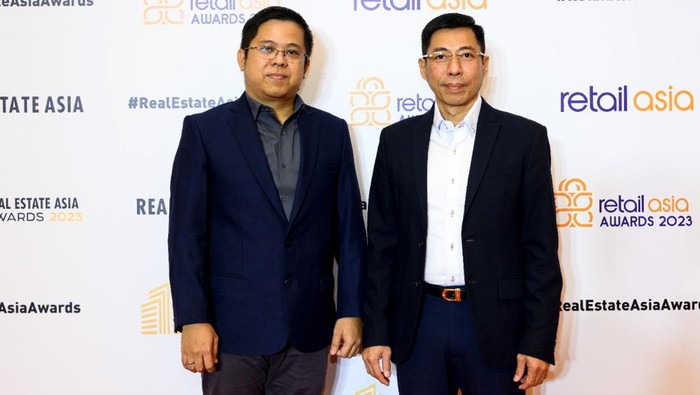 Penghargaan Bergengsi di Tingkat Asia PT. Kurnia Ciptamoda Gemilang (KCG) berhasil menyabet penghargaan bergengsi di Retail Asia Awards.