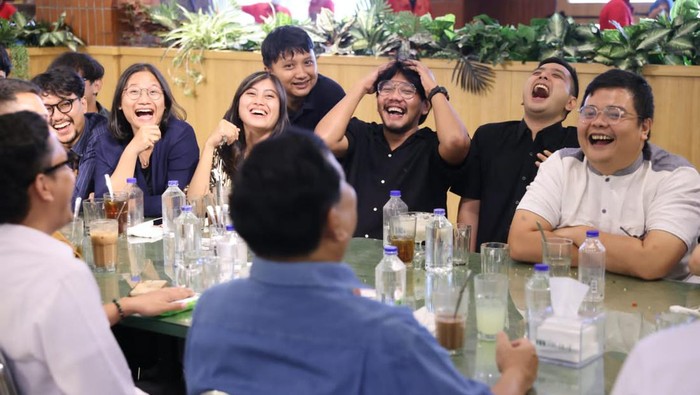 Prabowo bertemu influencer muda, pengusaha, hingga jurnalis di Kemang