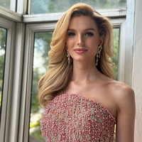 Transgender berambut pirang ini sempat terasingkan dari keluarga, bahkan dia terpaksa tinggal di jalanan selama beberapa waktu. Foto: Instagram/@theamazonsolange @missinternationalqueen