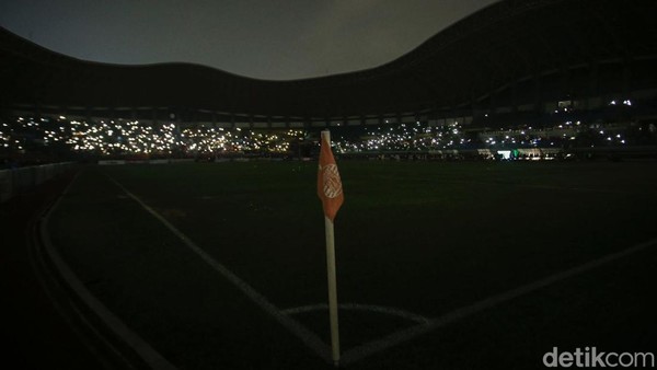 Stadion Patriot Bekasi Mati Lampu, Laga Persija Vs Ratchaburi Terhenti