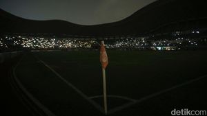 Stadion Patriot Bekasi Mati Lampu, Laga Persija Vs Ratchaburi Terhenti