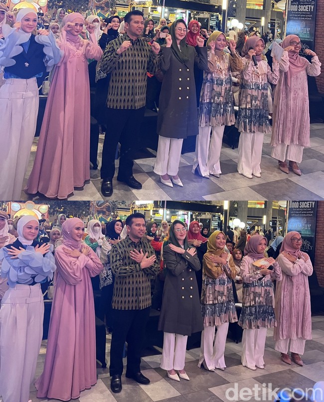 Kemudian Emil dan Arumi ikut memeriahkan suasana dengan membuat konten video bersama para peserta audisi Emeron Hijab Hunt 2023. Usai mengikuti gerakan bersama para peserta audisi Emeron Hijab Hunt 2023, Emil dan Arumi mengaku ikut senang. “Ih gampang banget (gerakannya) hehehee, ucap Emil. “Menikmati kalau aku minta mas Emil joget-joget nggak mau. Hanya di acara ini, jelas Arumi seraya tertawa. Foto: Gresnia/Wolipop.
