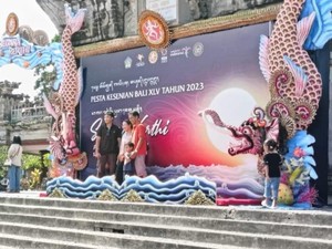 Seminggu PKB 2023, Pedagang Kebaya Sebut Omzet Menurun