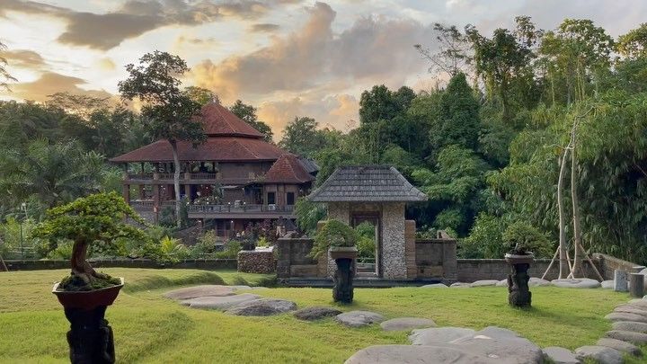 Warung Mak Beng Jadi Restoran Legendaris Dunia, Usianya 82 Tahun