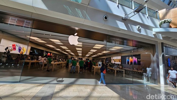 Suasana Apple Store di Orlando, Florida, Amerika Serikat.