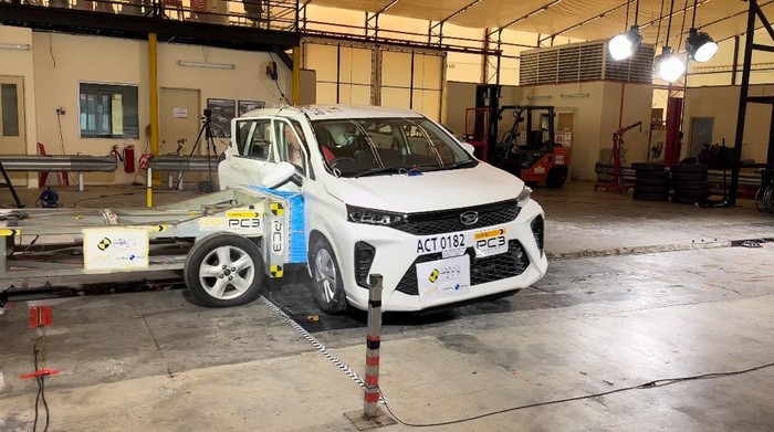 Daihatsu Xenia buatan Indonesia diuji tabrak di fasilitas ASEAN NCAP Malaysia