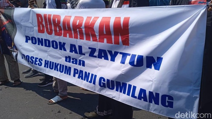 Demo ulama protes Al Zaytun