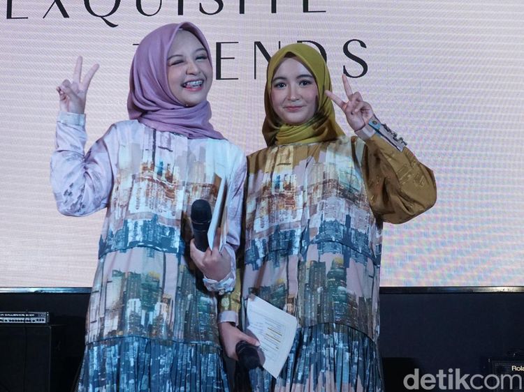 7 Gaya Kakak Beradik Kocak Arafah dan Halda, Bikin Pangling Tampil Anggun