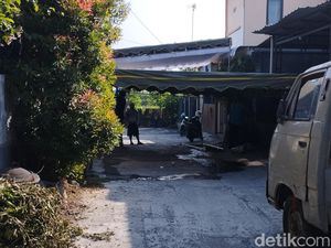 Guncangan Gempa Malang Terasa Keras di Blitar, Warga Urung Pasang Terop