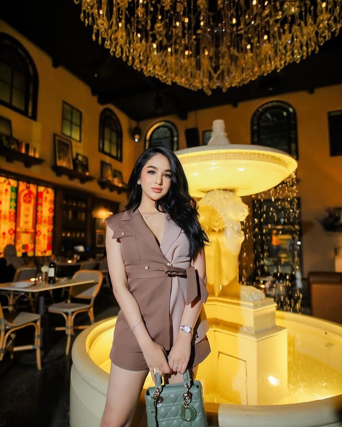 hana hanifah