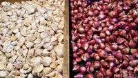 Salah satu pedagang mengatakan, untuk Idul Adha kali ini, harga bawang merah dan bawang putih masih stabil.  
