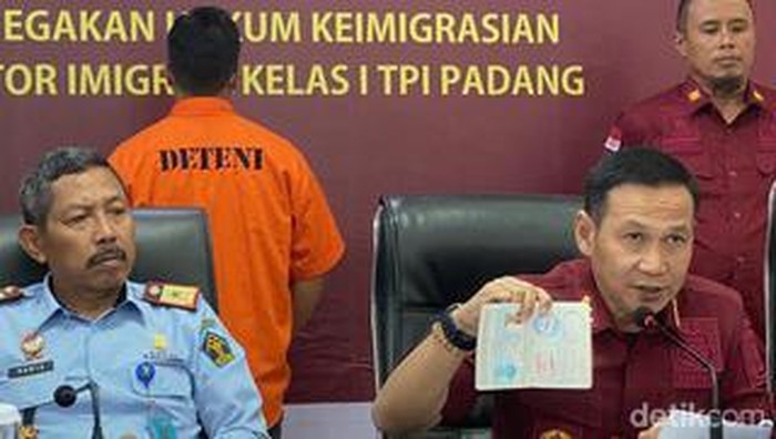 Imigrasi Padang Pidanakan WN India karena Tak Melapor.